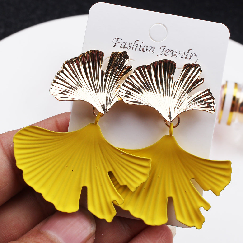 Asymmetric Leaves Ear Studs Cn0212