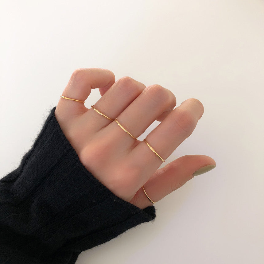 925 Sterling Silver Glossy and Simple Ring Cn0277