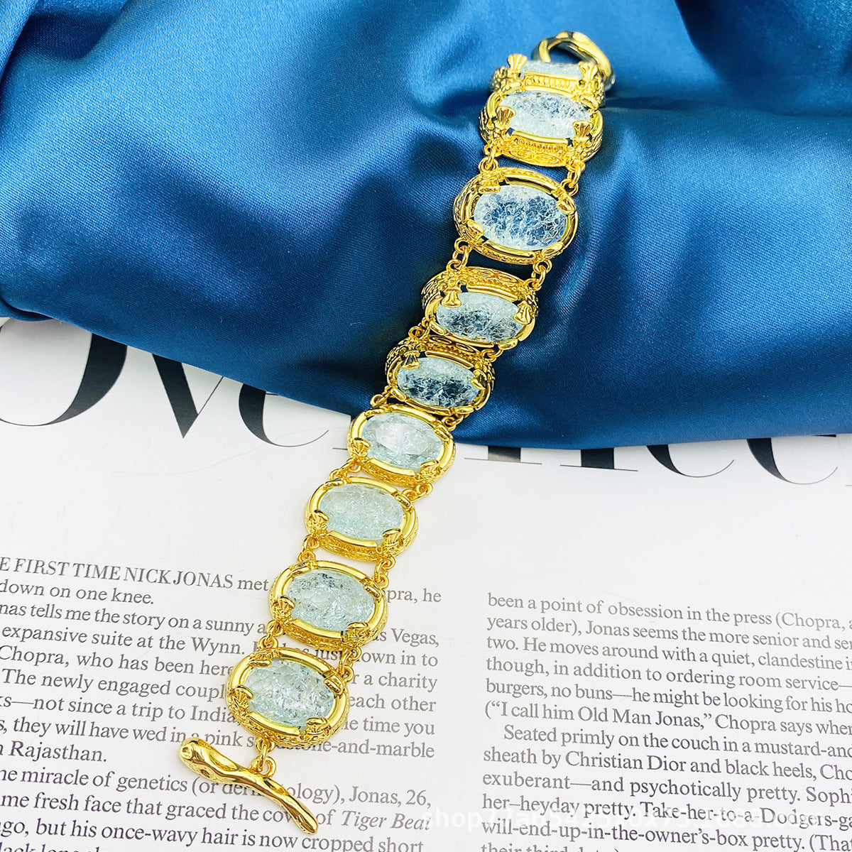 Retro Stud Earrings Gold-Plated Oval Gem Graceful Earrings Cn568