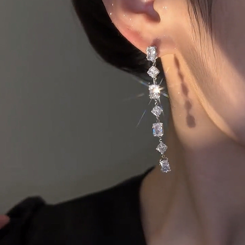 Silver Zircon Long Fringe Earrings Cn0307