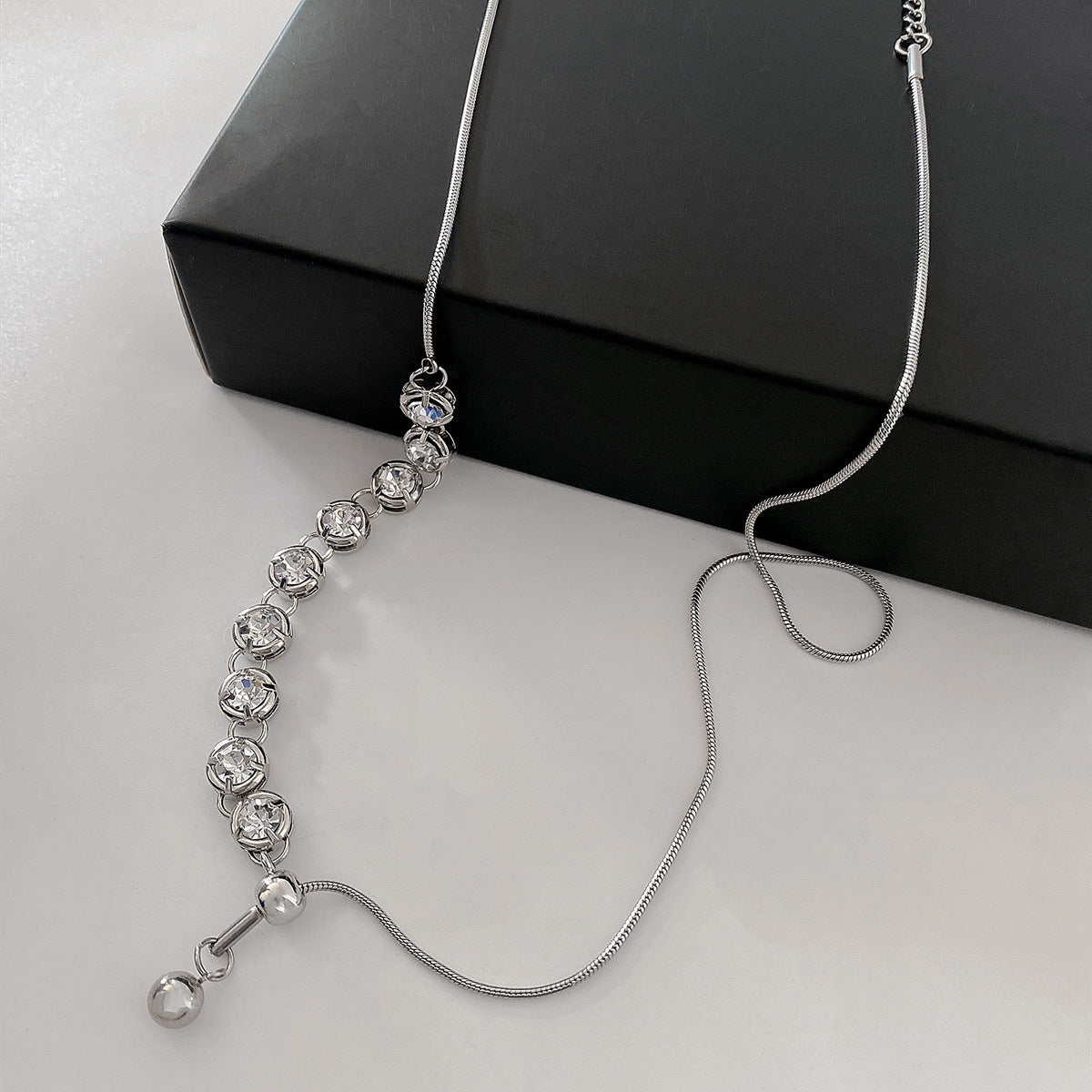 Fashion Tassel Asymmetric Clavicle Chain Cn0314