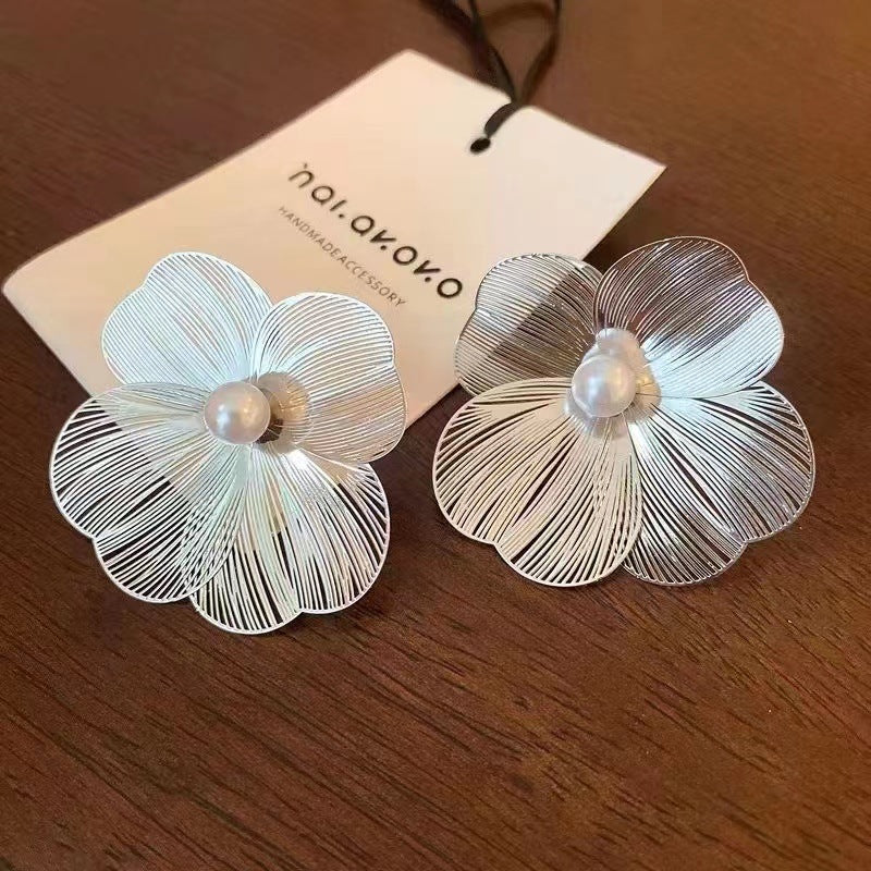 Large Flower Earrings Cn342