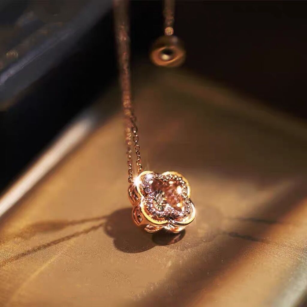 Rose Gold Sweater Chain Diamond Necklace Cn510