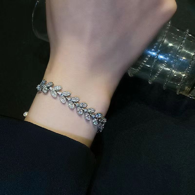 Zircon Wheat Leaves Pull Bracelet Cn0306