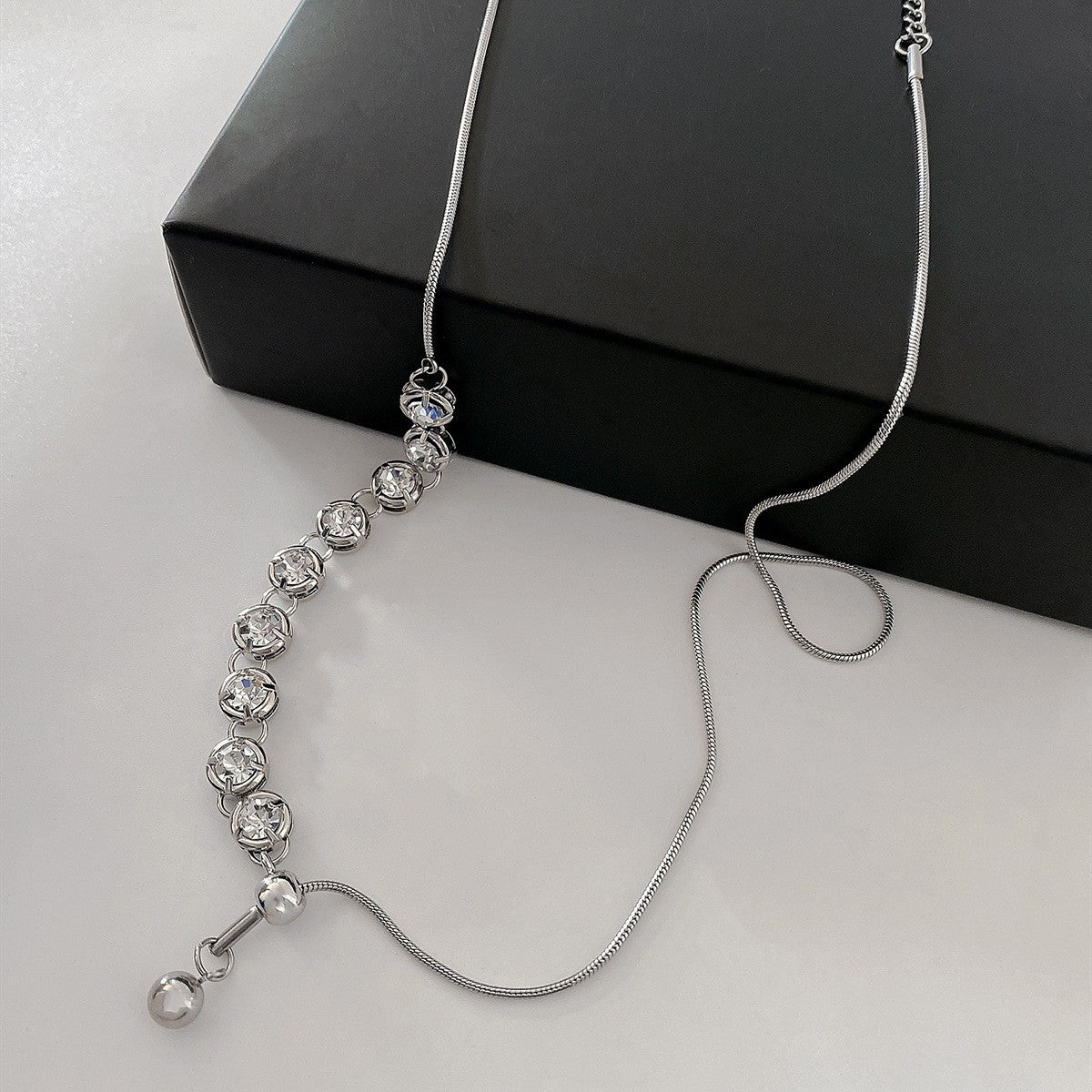 Fashion Tassel Asymmetric Clavicle Chain Cn0314