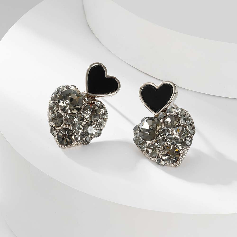 Popular Heart Shape with Diamond Earrings Cn541