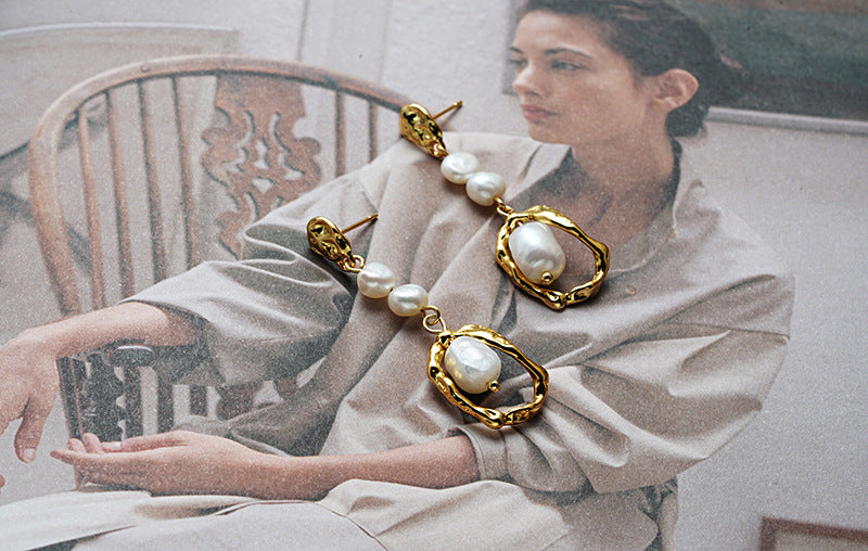 Long Retro Earrings Cn0260