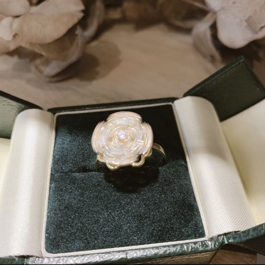 Micro Inlaid Zircon Rotating Four-Leaf Flower Ring Rotating Windmill Flower Cn436