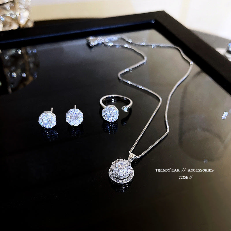 Three-Piece Rotating Earring Ring Cn0091