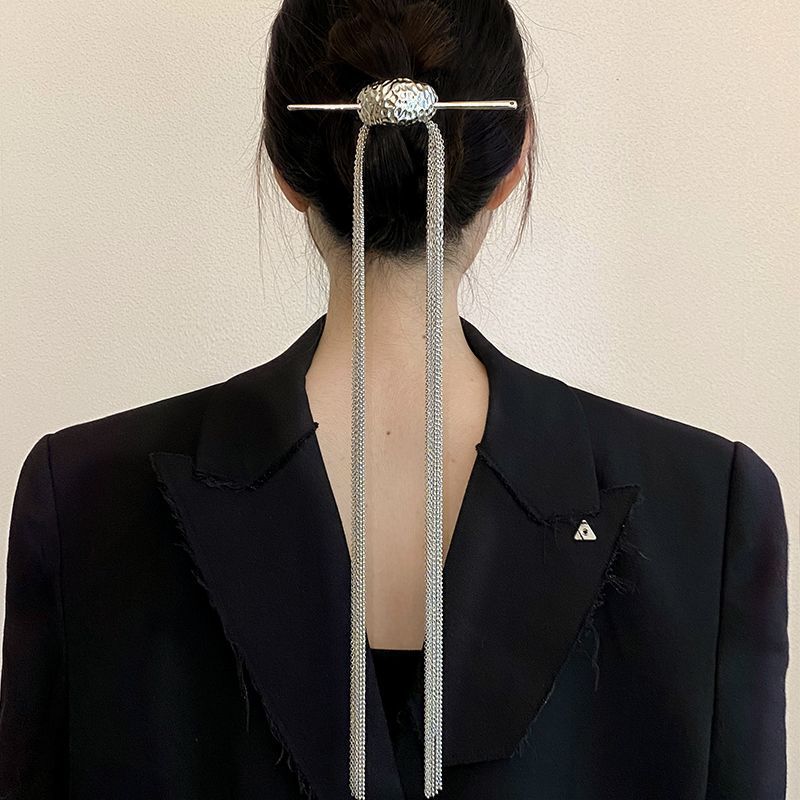 Moon Tassel Hairpin Cn0233