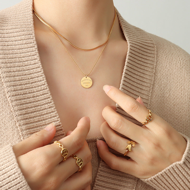 English Letter round Plate Pendant Double-Layer Chain Titanium Steel Gold-Plated Necklace Cn0284