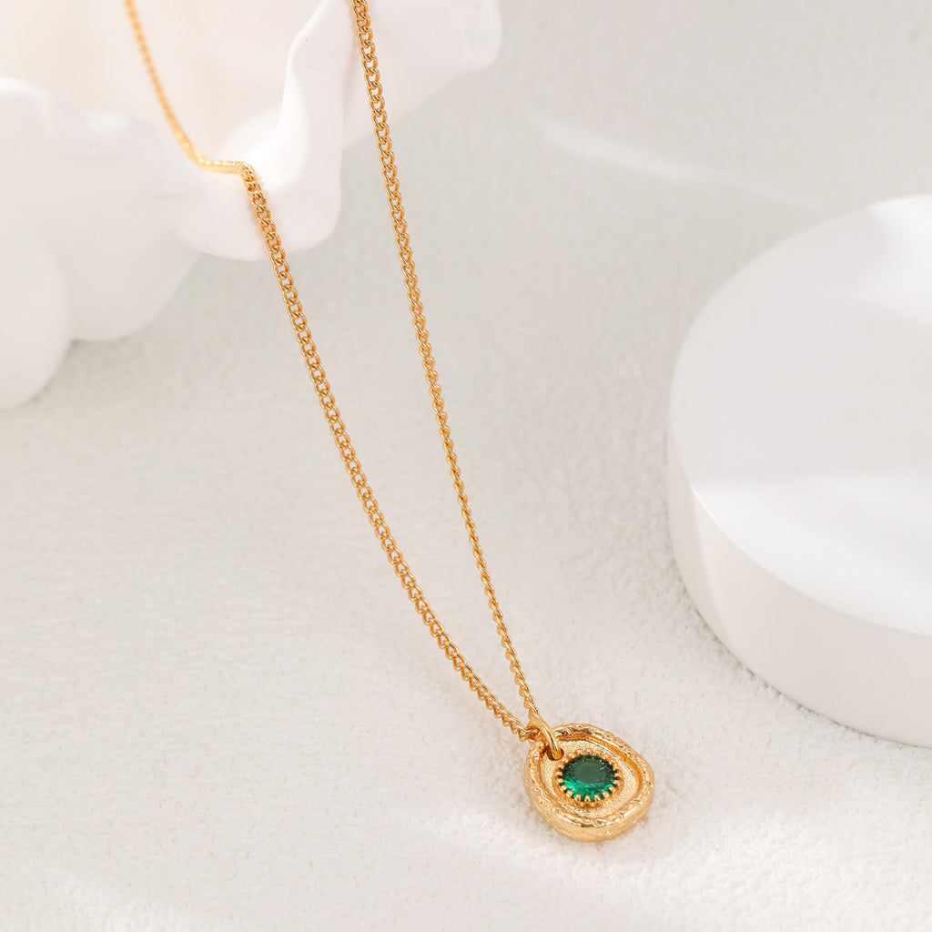 Copper-plated 18K gold light luxury retro inlaid zircon emerald square pendant bracelet necklace collarbone chain