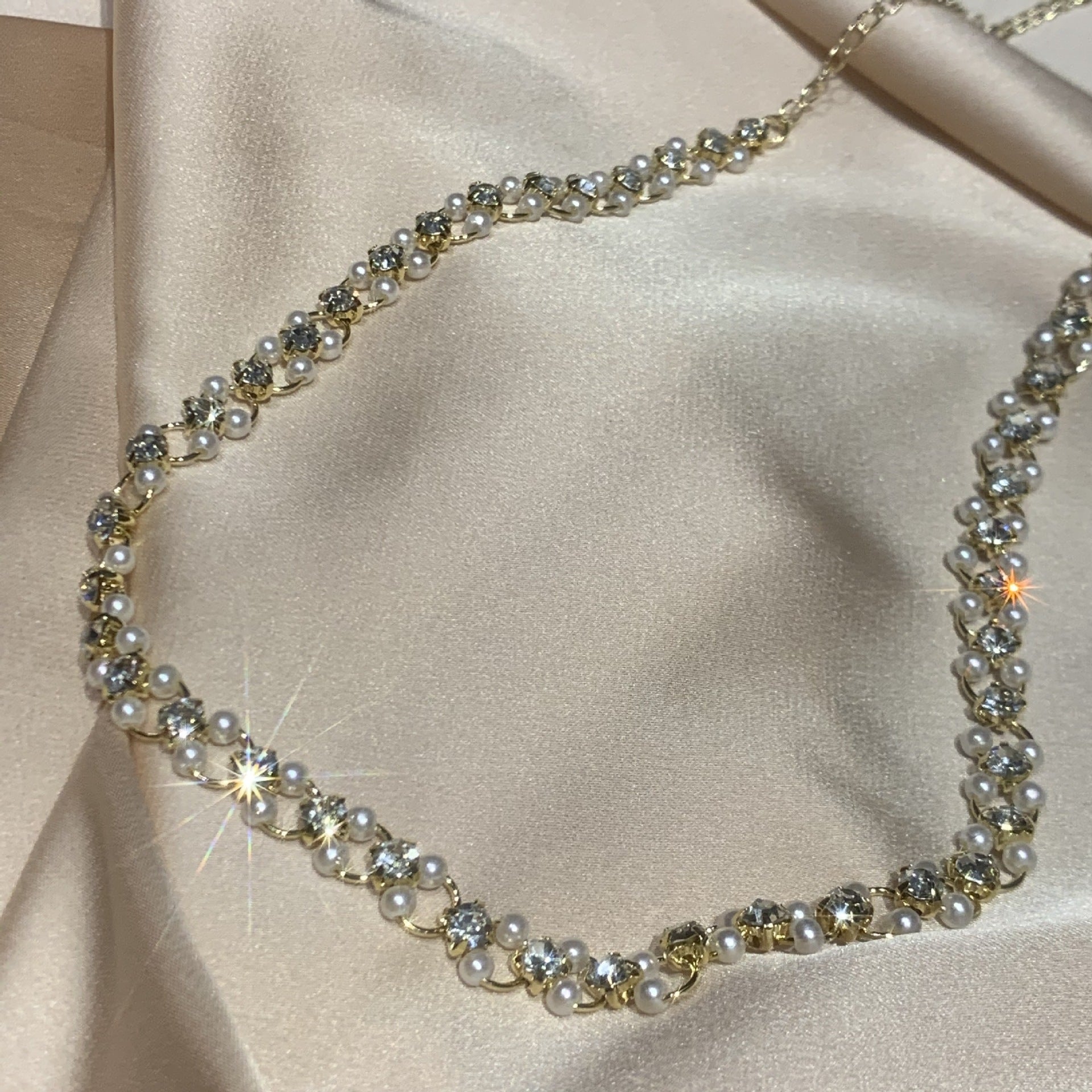 Rhinestone Pearl Geometric Necklace Clavicle Chain Cn493