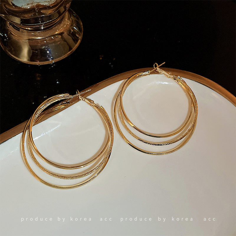 Metal Circle Earrings Cn417