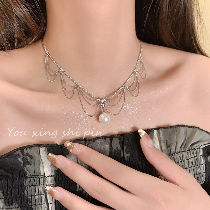 নীচেহাইগ-রেউস্টেলভিসিল আর্সিটিএসটি)