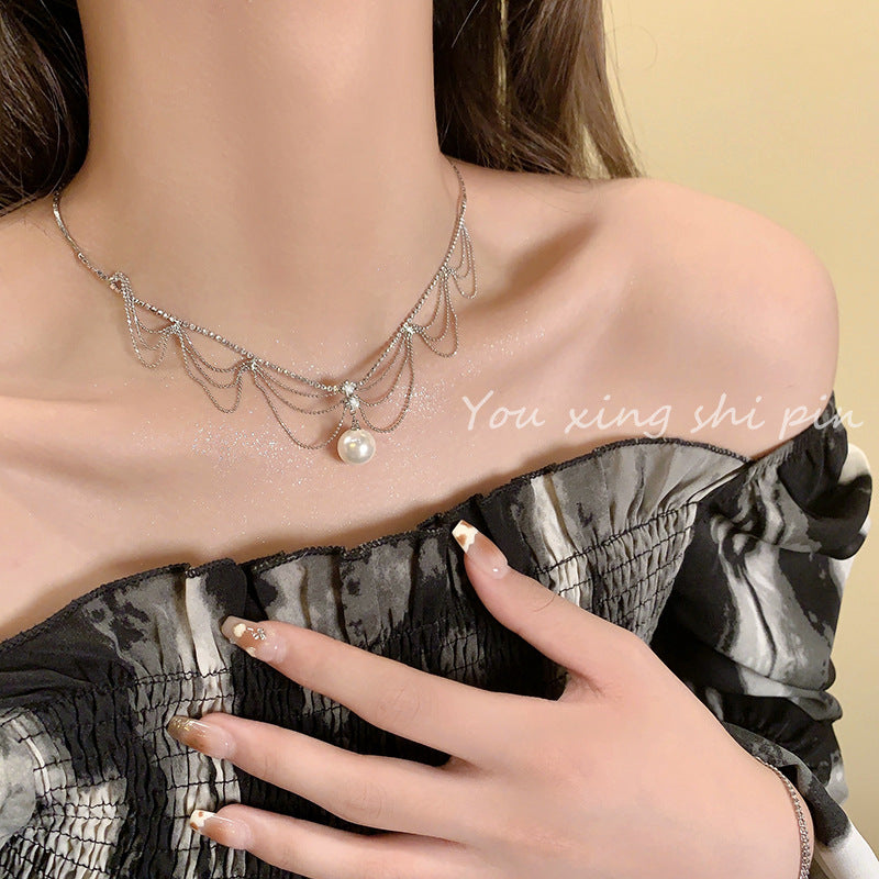 নীচেহাইগ-রেউস্টেলভিসিল আর্সিটিএসটি)