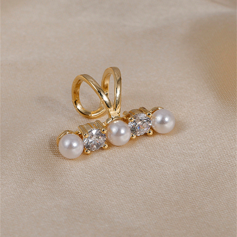 Pearl Diamond Ear Bone Clip without Piercing Cn481