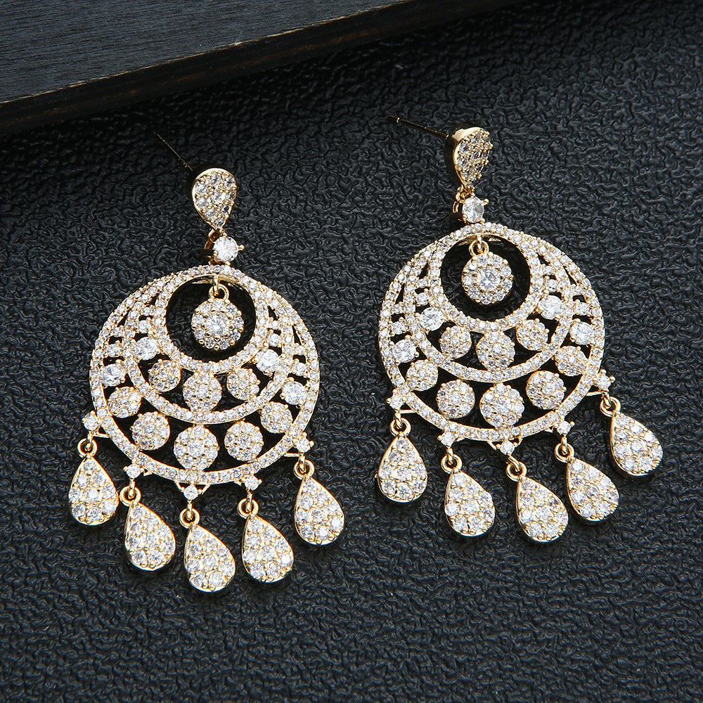 Drei-Kreis Zirkon großer Kreis Wasser tropfen Anhänger Quaste Herz Ohrringe Cn373