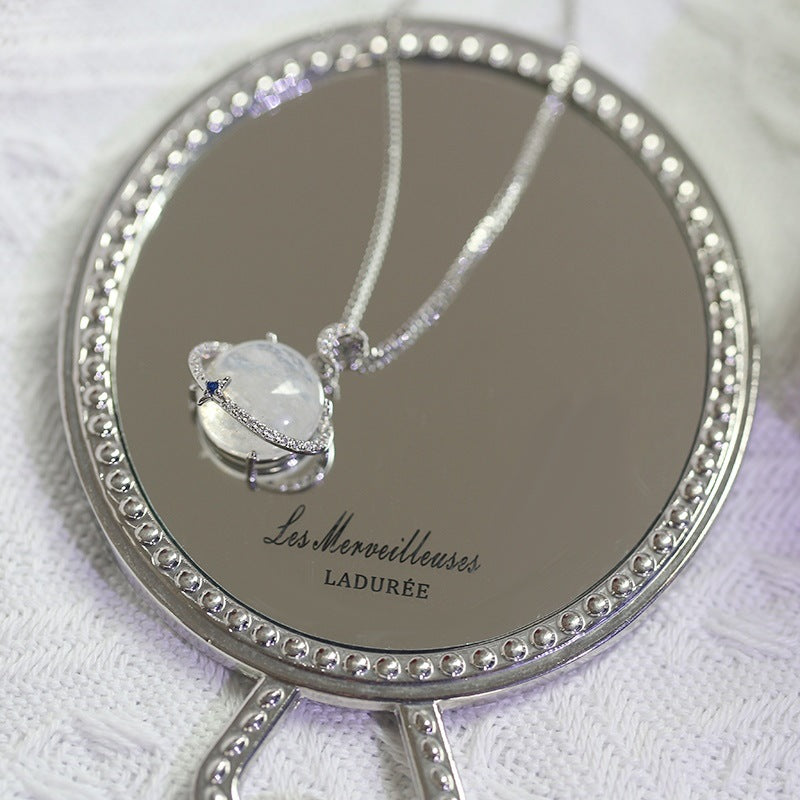 Kalung Planet Moon Cn317, sederhana Semua cocok