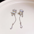 Sweet Cool Moonstone Love Ear Bone Clip Cn517
