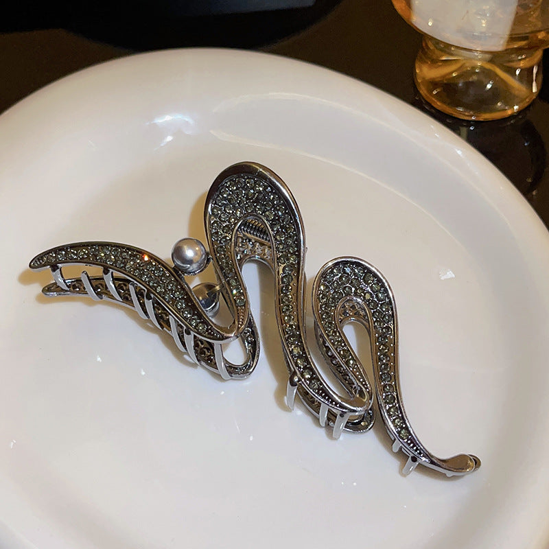 Rhinestone Pearl Lines Serpentine Grip Cn0238