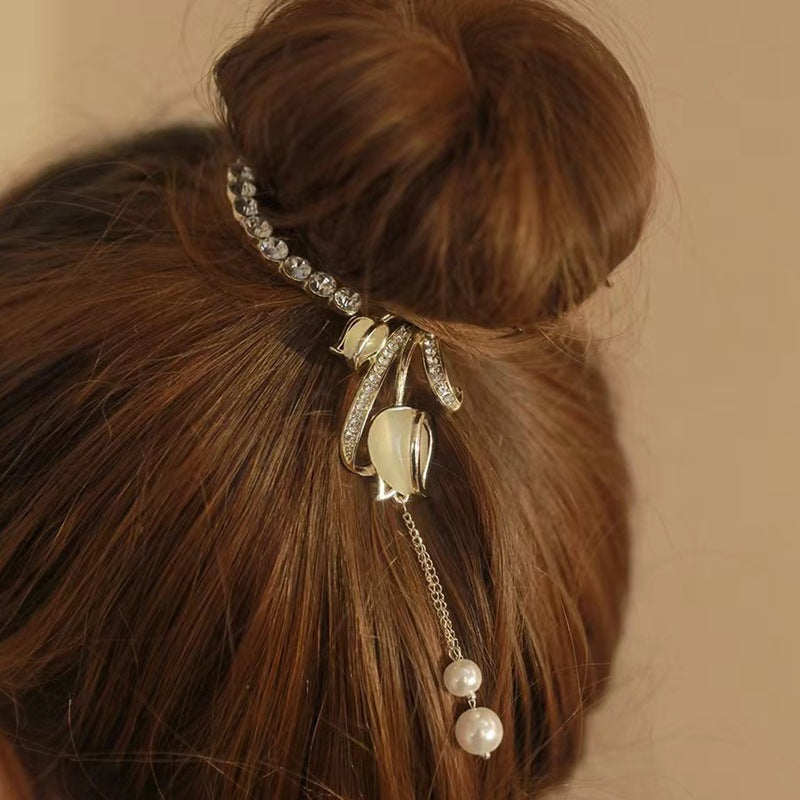 Tulip Tassel Hairpin Cn0204
