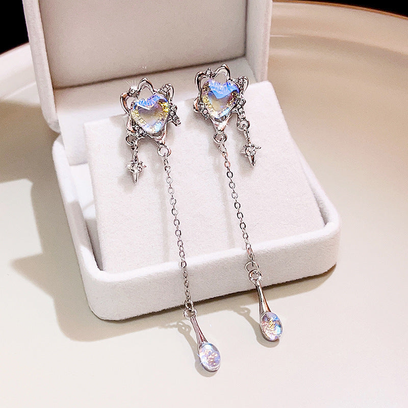 Sweet Cool Moonstone Love Ear Bone Clip Cn517