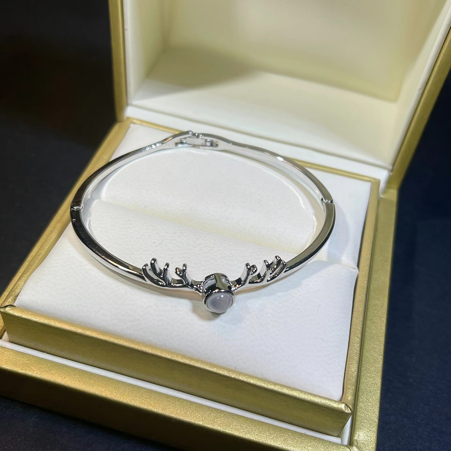 One Hundred I Love You Bracelet Cn508