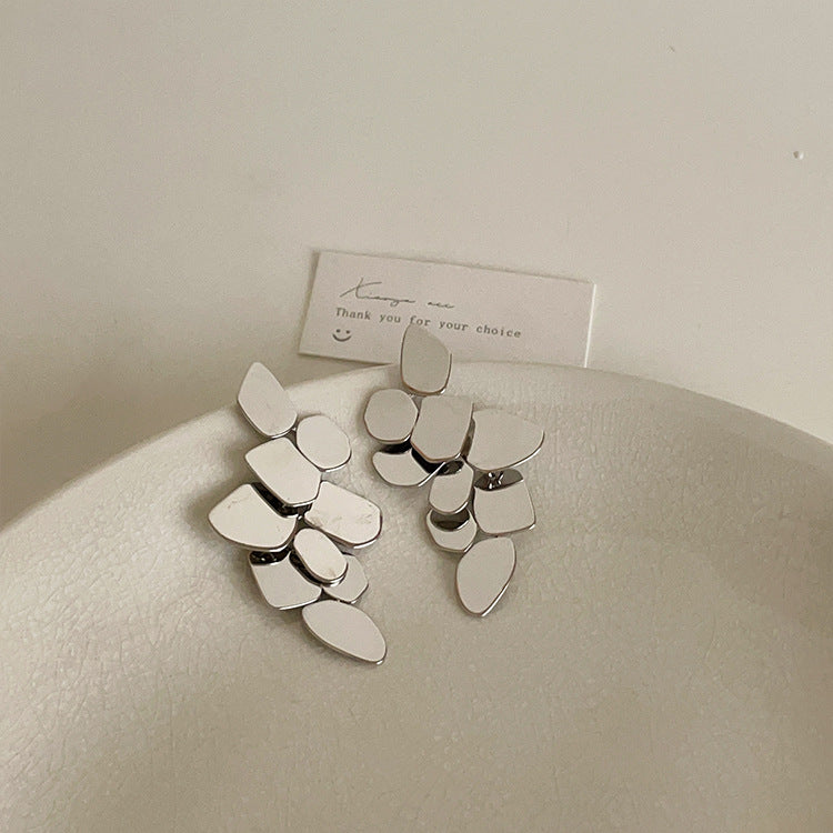 Irregular with Personality Metal Stud Earrings Cn361