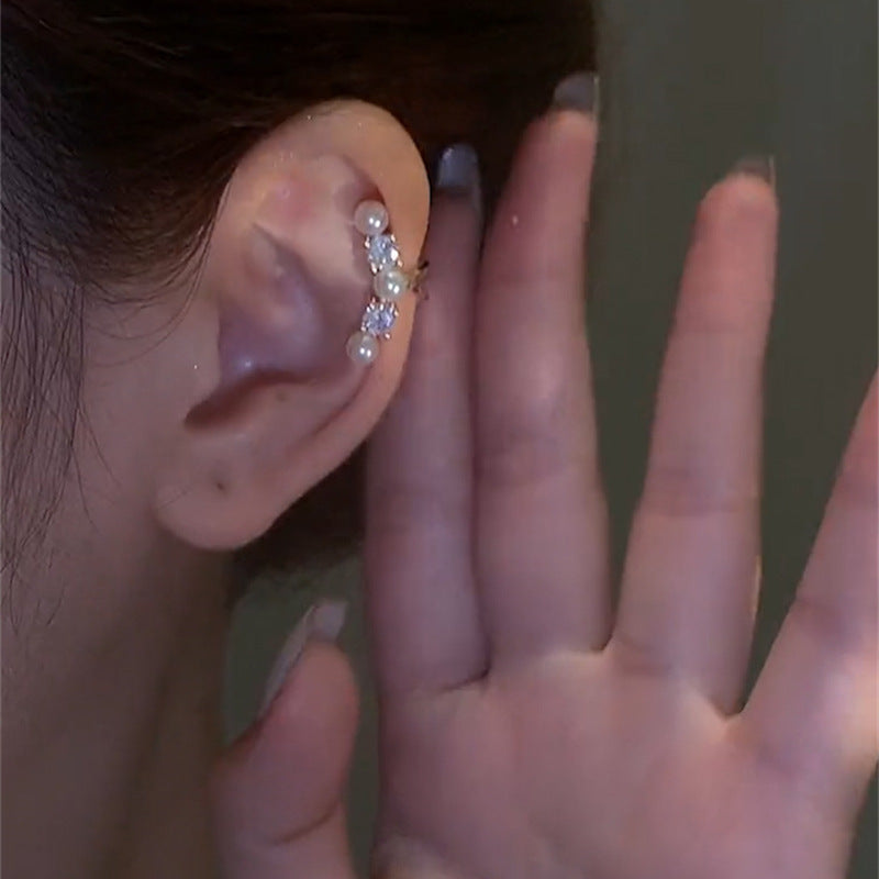 Pearl Diamond Ear Bone Clip without Piercing Cn481