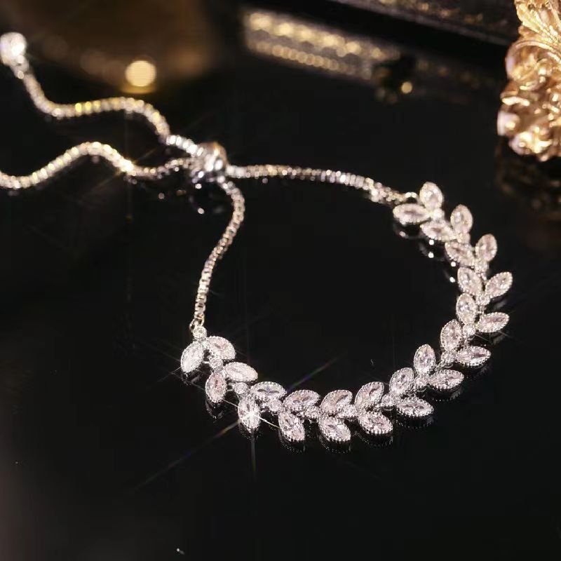 Zircon Wheat Leaves Pull Bracelet Cn0306