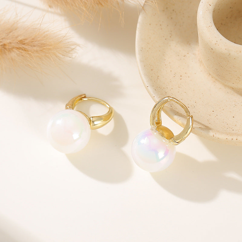 Copper Buckle Bright Color Pearl Ear Clip Cn530