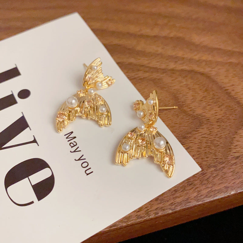 Rhinestone Pearl Fishtail Earrings Cn527