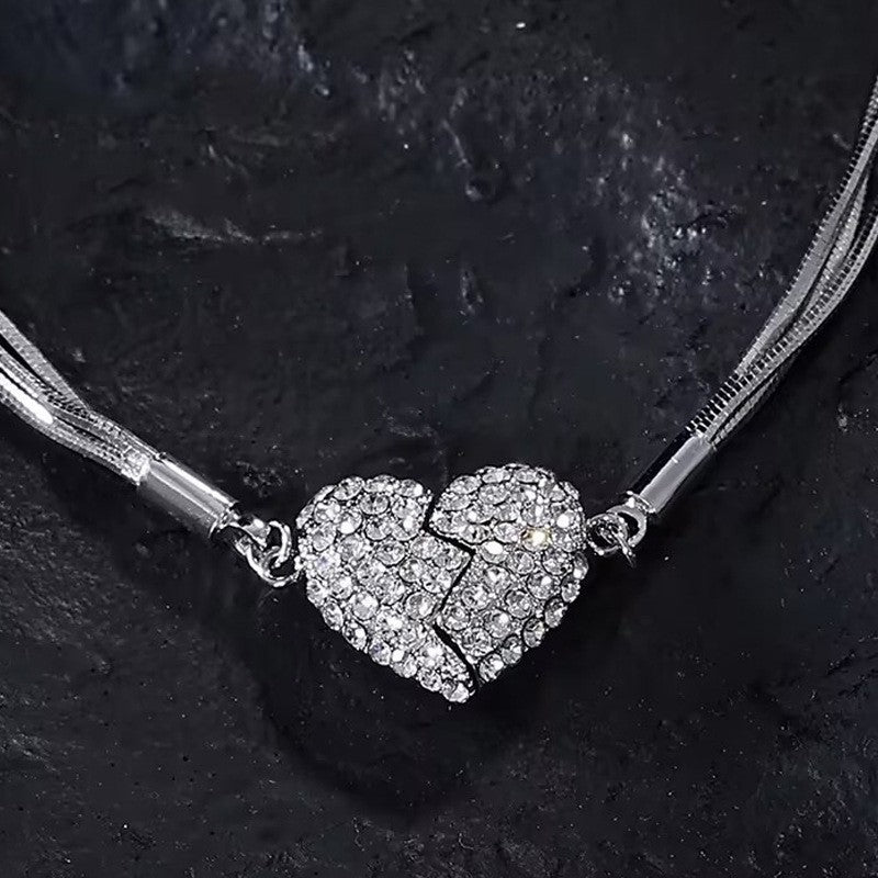 Diamond-Embedded Heart Magnet Necklace Cn0258