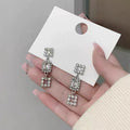 Diamond-Embedded Unique Niche Design Ear Studs Earrings Wholesale Cn523