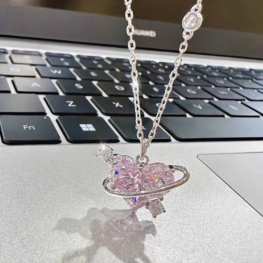 Süße Liebe Planet Halskette Cn390