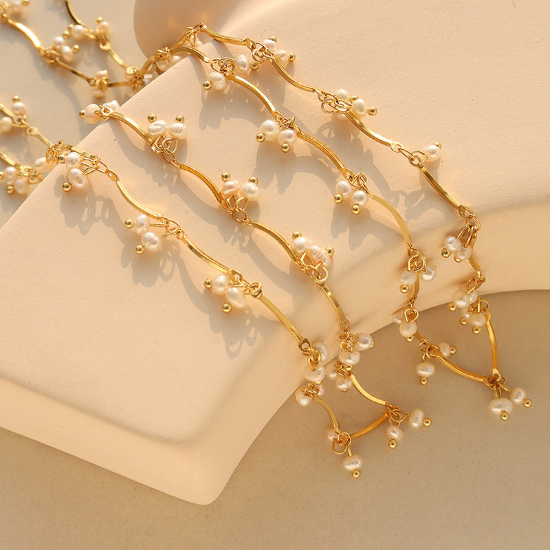 French Style Gentle Natural Freshwater Pearl Necklace Cn556