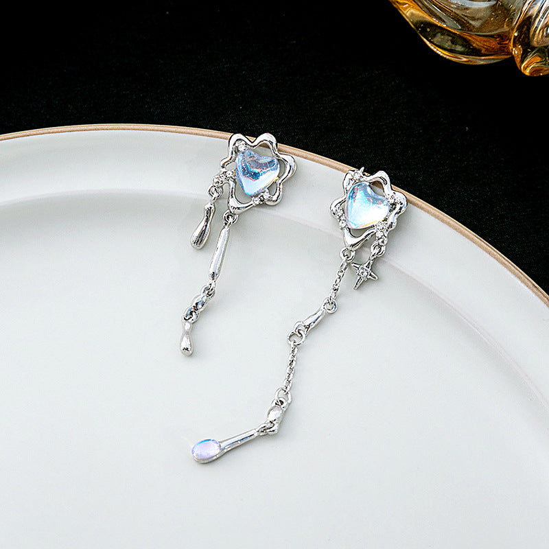 Sweet Cool Moonstone Love Ear Bone Clip Cn517
