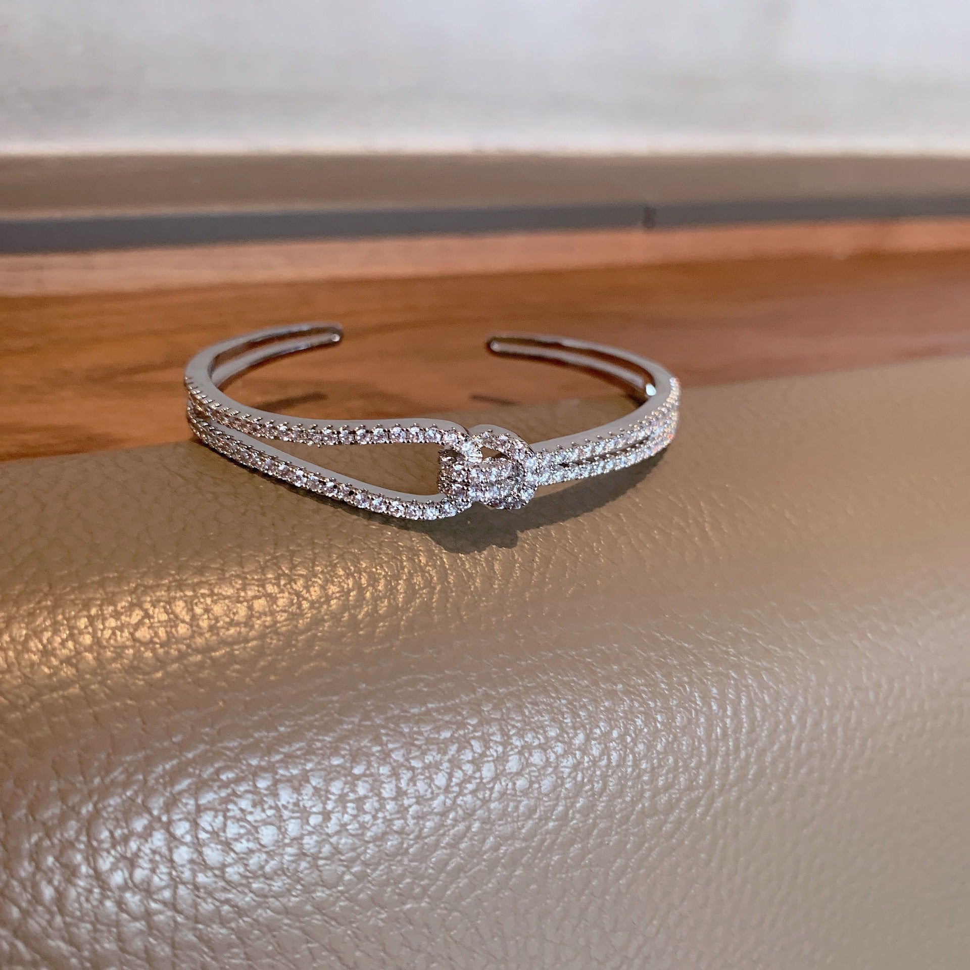 Full Diamond Knotted Bracelet Zircon Niche Bracelet Cn438