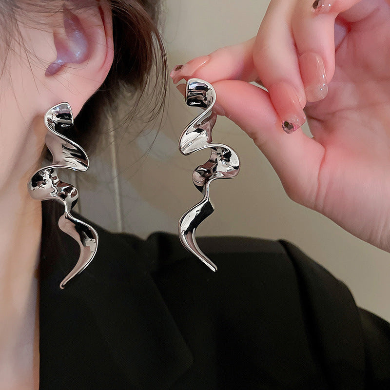 Gümüş iğne düzensiz geometrik çözgü küpe cncn