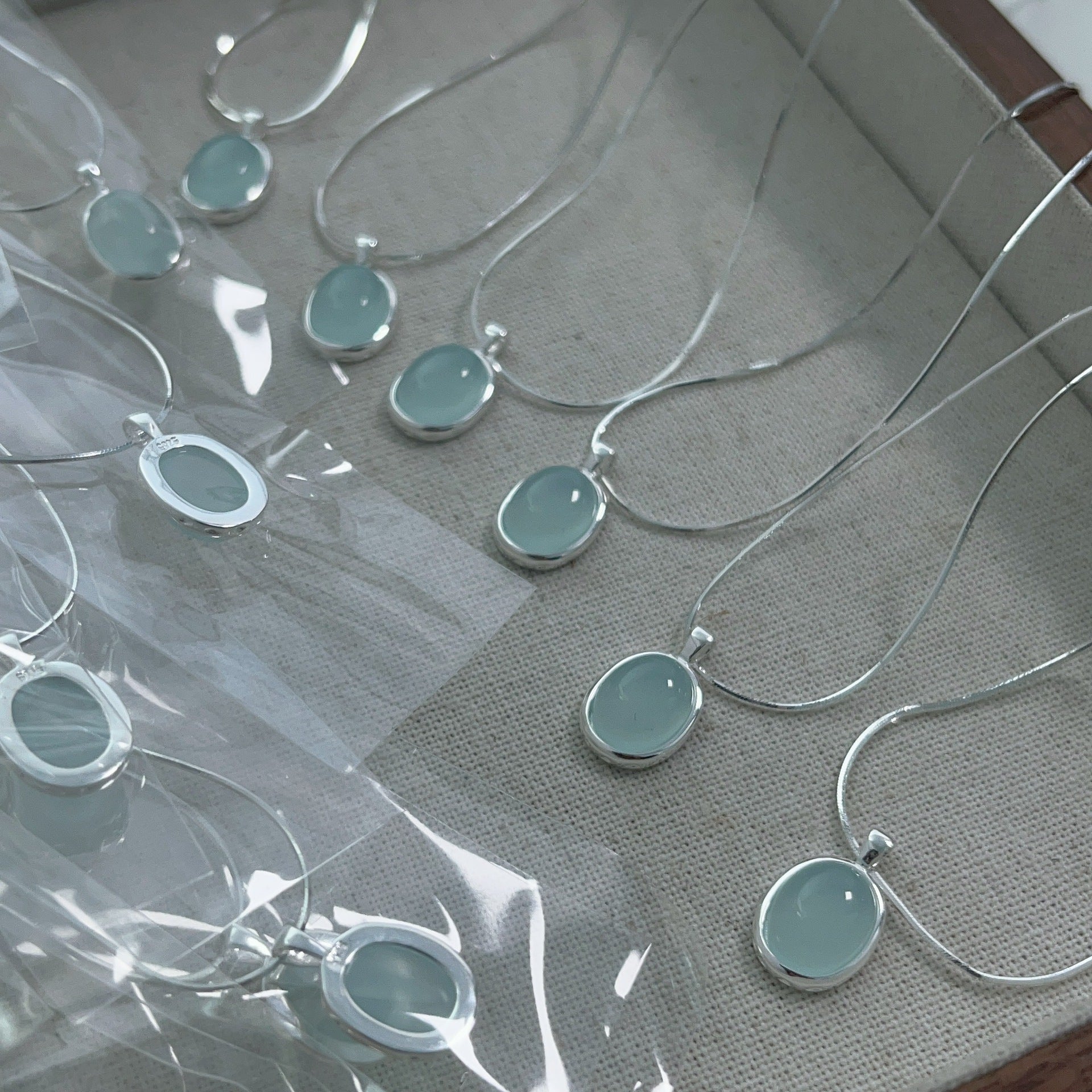 Gökyüzü mavi akik kolye yılan kemik kolye cn327