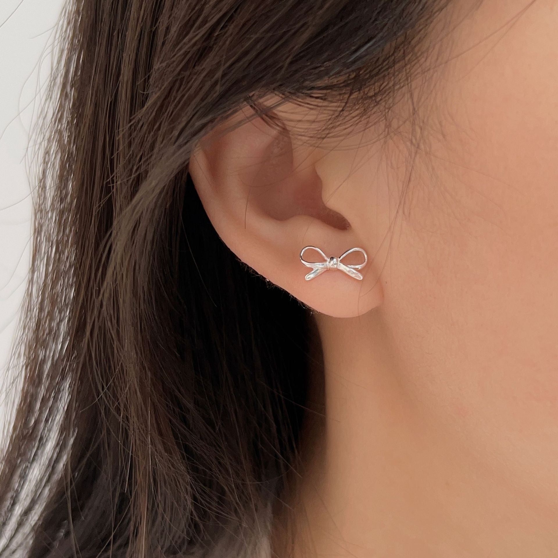 Bow Snake Bones Chain Necklace Cn531