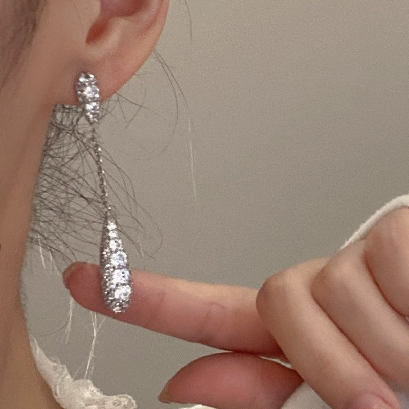 Zircon Water Drops Eardrops Full Diamond Cn357