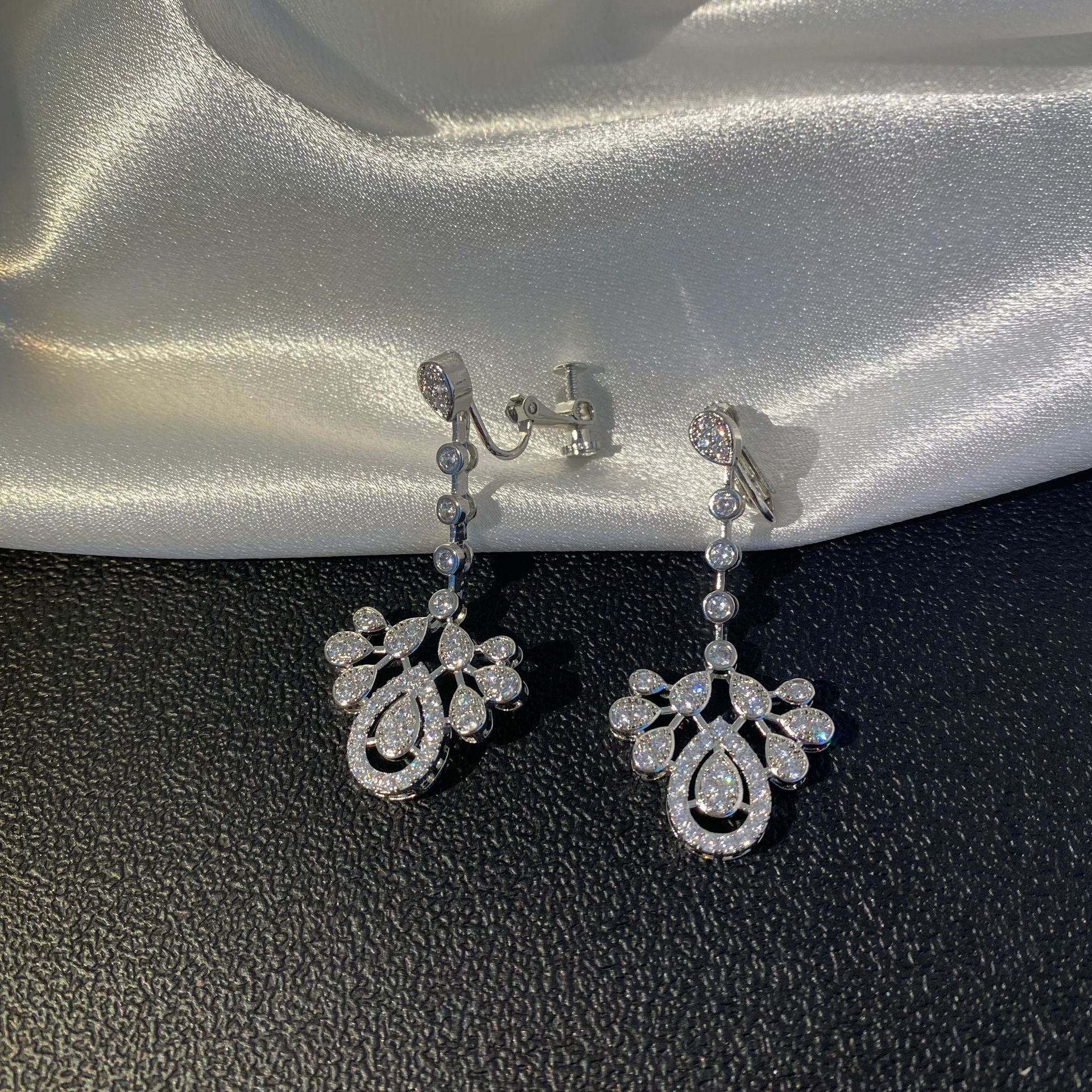 Non-Pierced Spiral Ear Clip Cn0229