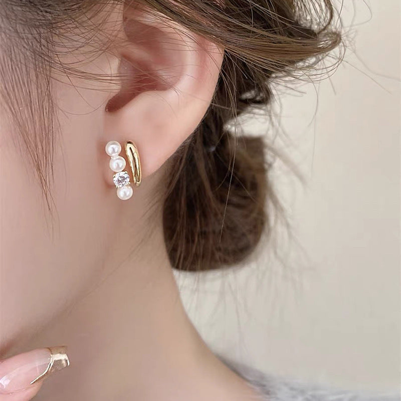 Simple Pearl Ear Clip Pearl Earrings Cn482