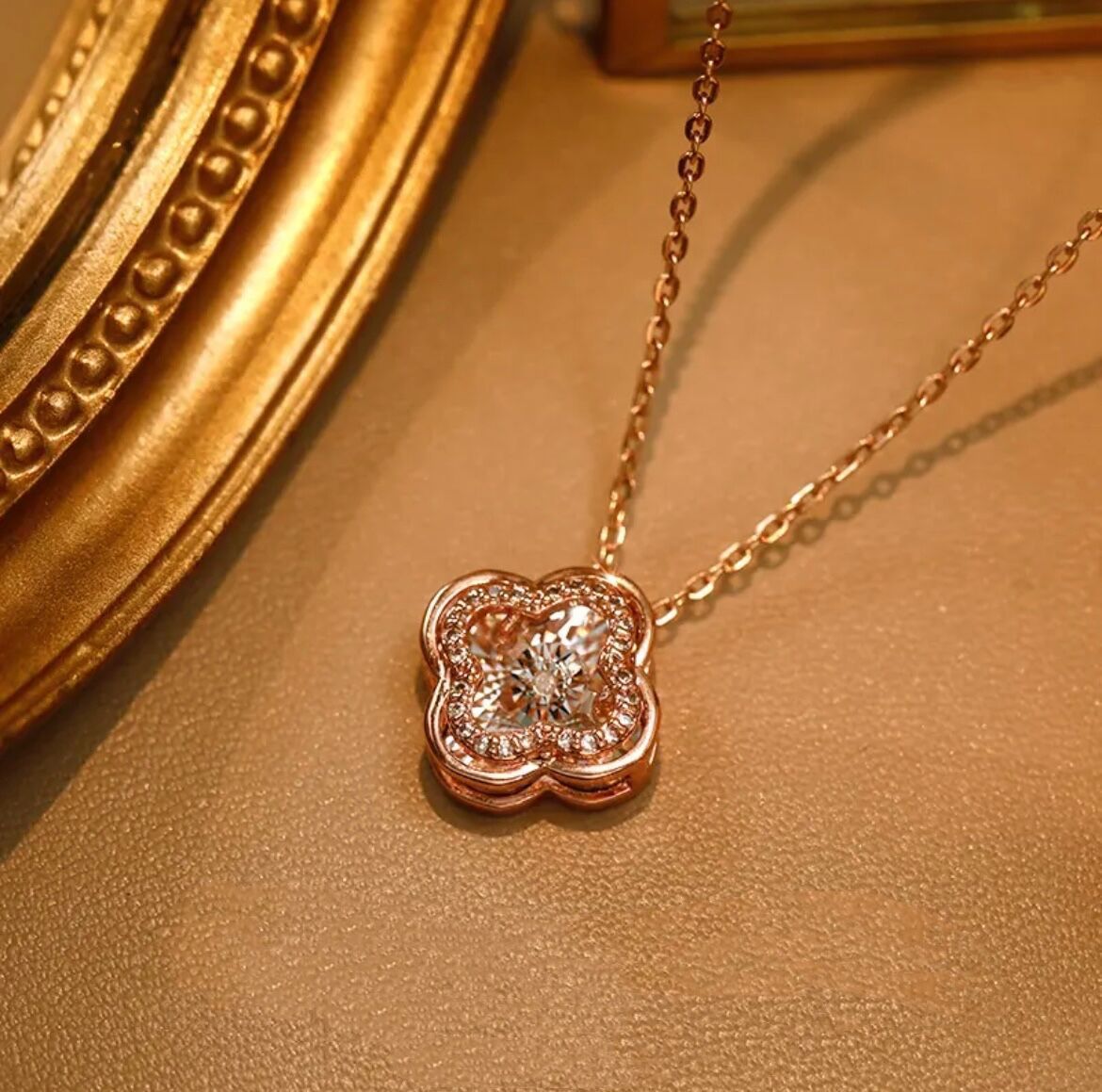 Rose Gold Sweater Chain Diamond Necklace Cn510