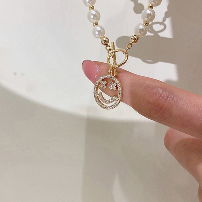 Imitation Pearl Smiley Necklace Cn495