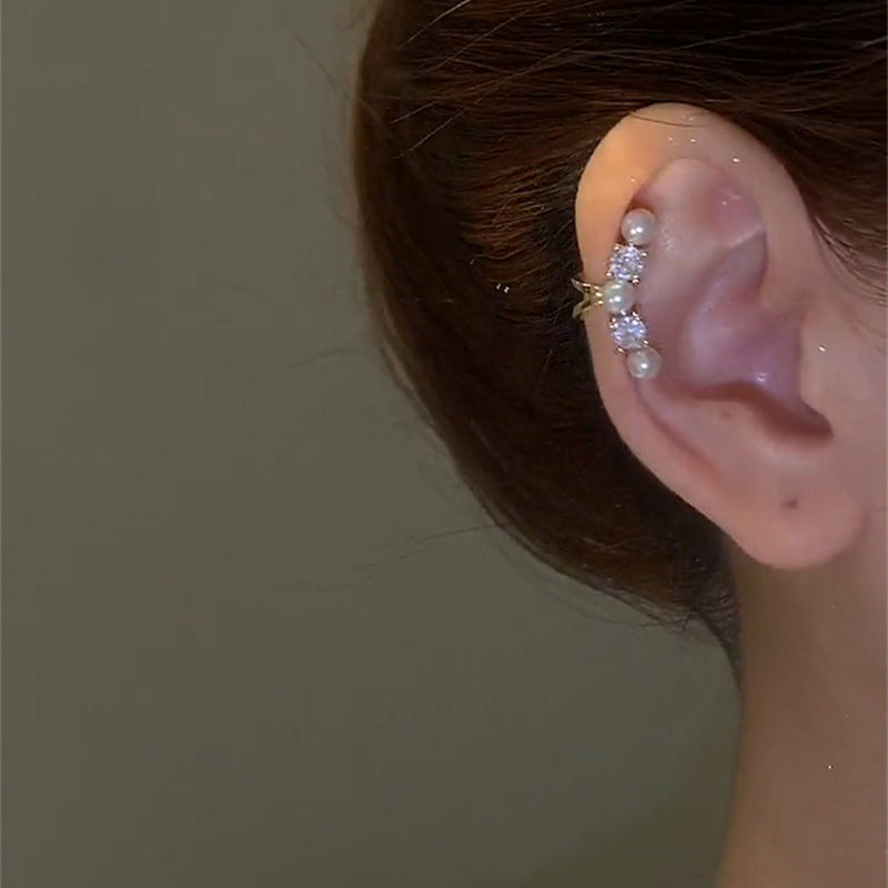 Pearl Diamond Ear Bone Clip without Piercing Cn481