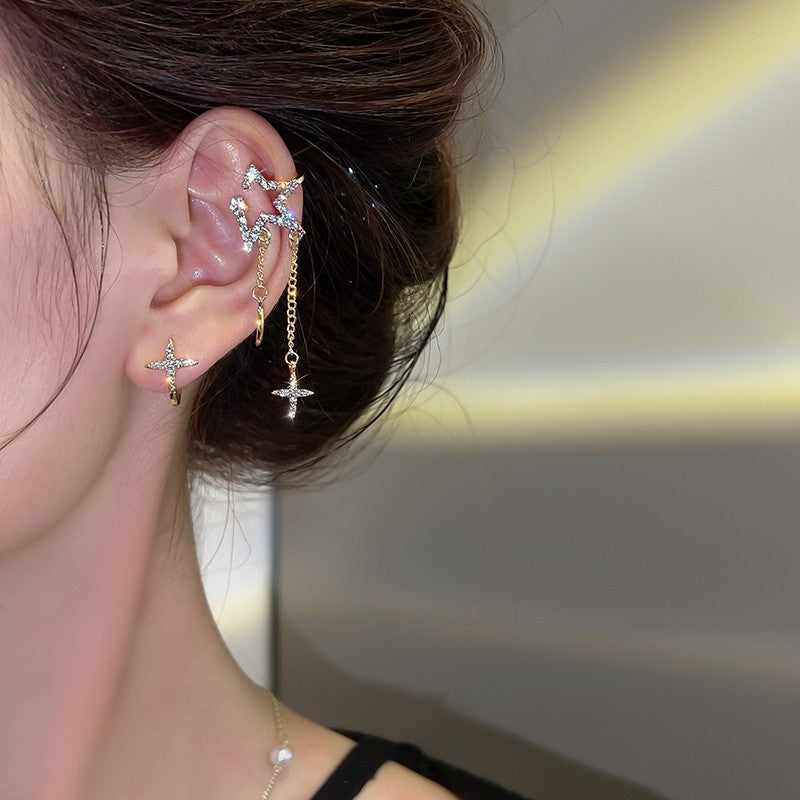 Diamond-Embedded Star Moon Earless Ear Clip Cn499