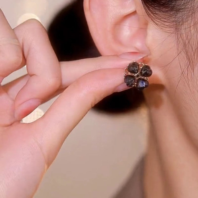 Rotatable Four-Leaf Flower Earrings Cn0112